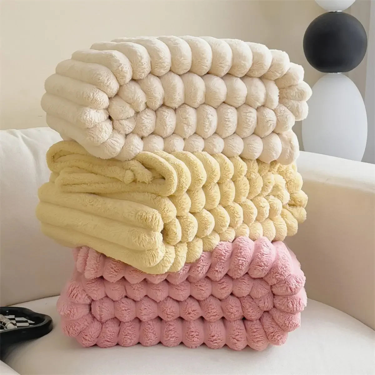 New Artificial Rabbit Plush Autumn Warm Blankets