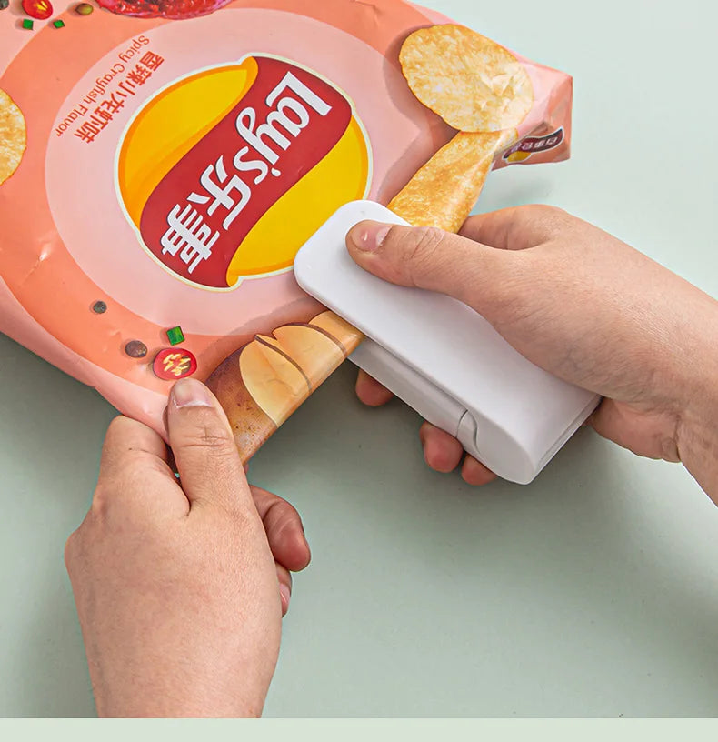 Food Packaging Sealing Machine