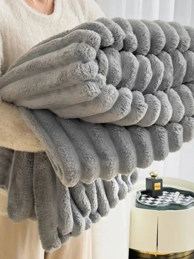 New Artificial Rabbit Plush Autumn Warm Blankets